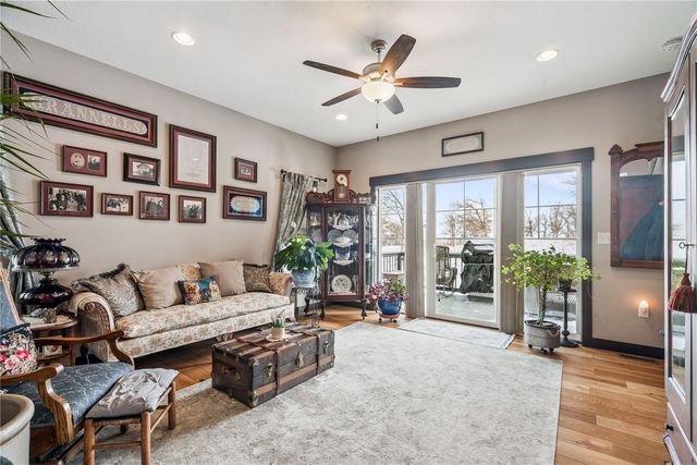 2237 Tranquil Ct NW, Cedar Rapids, IA 52405