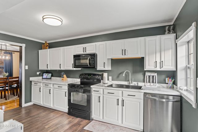 1950 New York 7, Brunswick, NY 12180