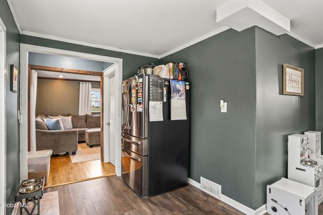 1950 New York 7, Brunswick, NY 12180