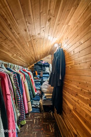 1950 New York 7, Brunswick, NY 12180