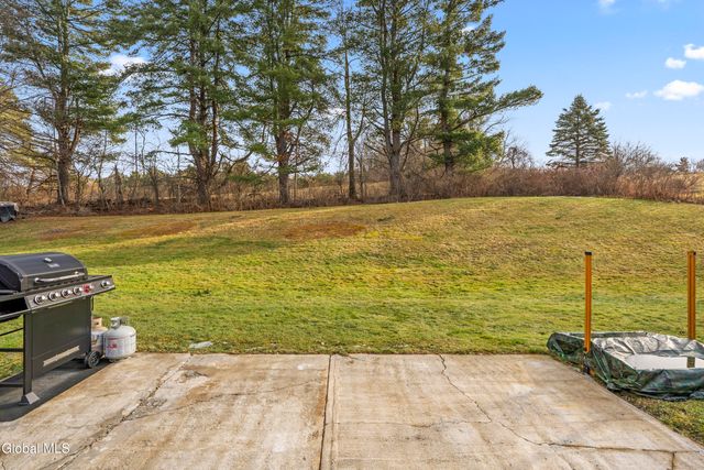 1950 New York 7, Brunswick, NY 12180