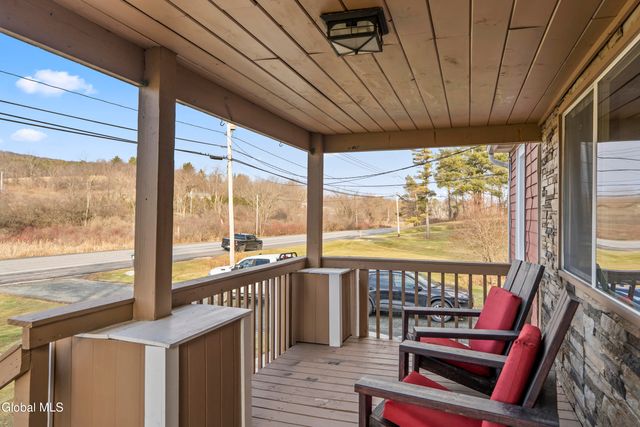 1950 New York 7, Brunswick, NY 12180