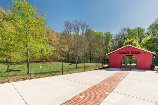 2324 Thoroughbred Way, White House, TN 37188