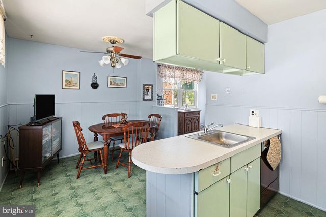 3161 DRAPER ST, Philadelphia, PA 19136
