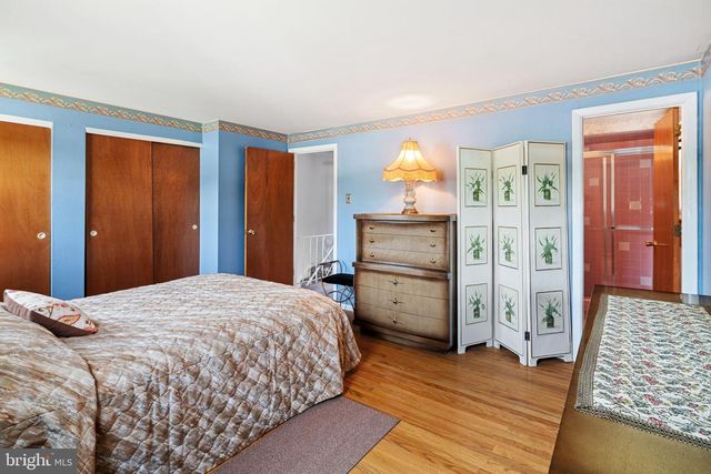 3161 DRAPER ST, Philadelphia, PA 19136