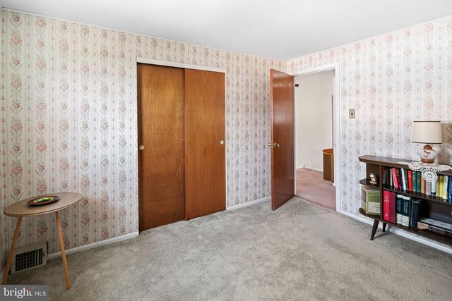 3161 DRAPER ST, Philadelphia, PA 19136