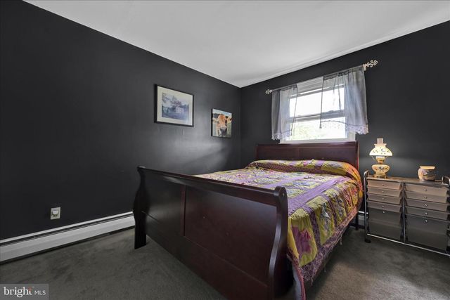 802 N 16TH ST, Pottsville, PA 17901