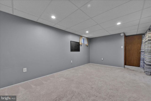 802 N 16TH ST, Pottsville, PA 17901