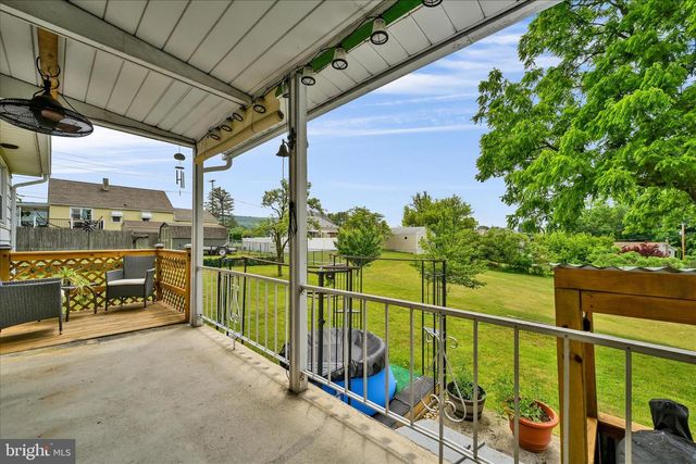 802 N 16TH ST, Pottsville, PA 17901