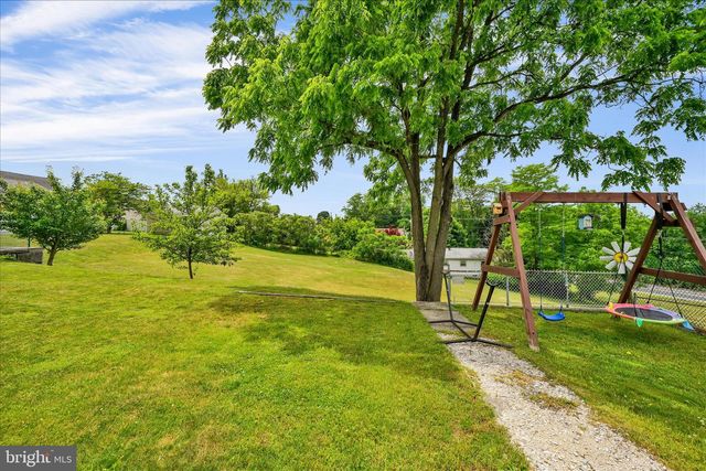 802 N 16TH ST, Pottsville, PA 17901