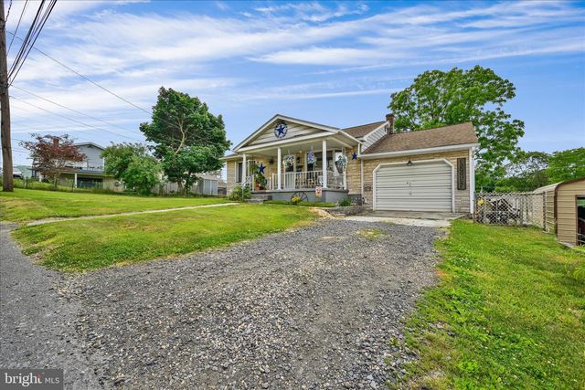 802 N 16TH ST, Pottsville, PA 17901