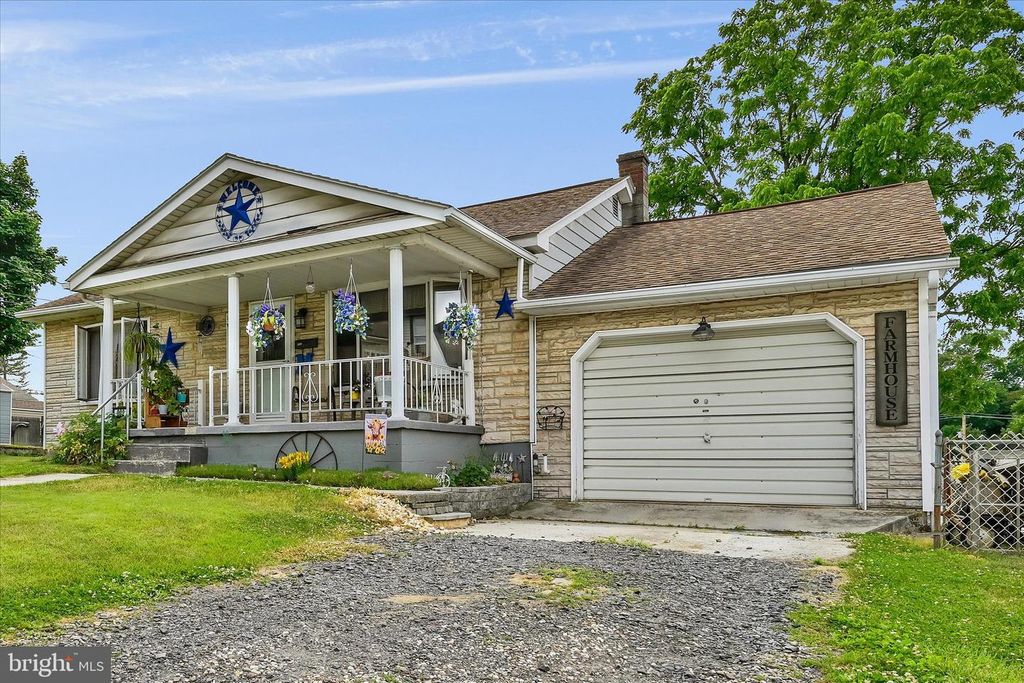 802 N 16TH ST, Pottsville, PA 17901