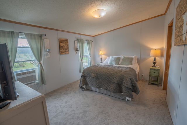 2795 S Range Road, Knox, IN 46534