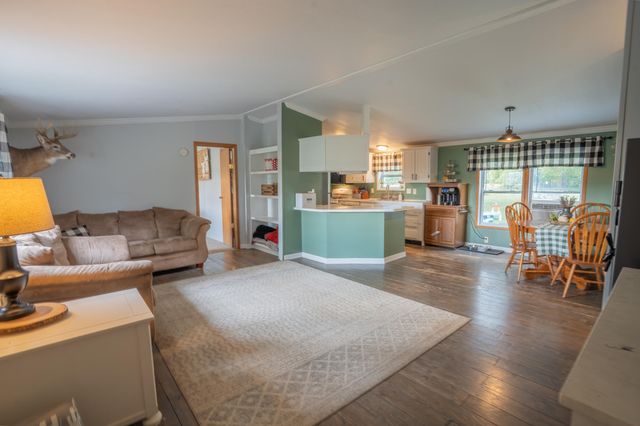 2795 S Range Road, Knox, IN 46534