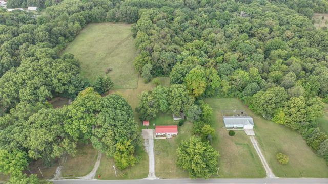 2795 S Range Road, Knox, IN 46534