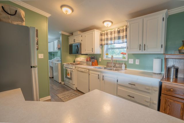 2795 S Range Road, Knox, IN 46534