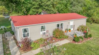 2795 S Range Road, Knox, IN 46534