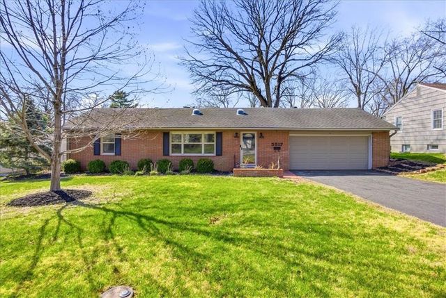 5517 W 70th Street, Prairie Village, KS 66208