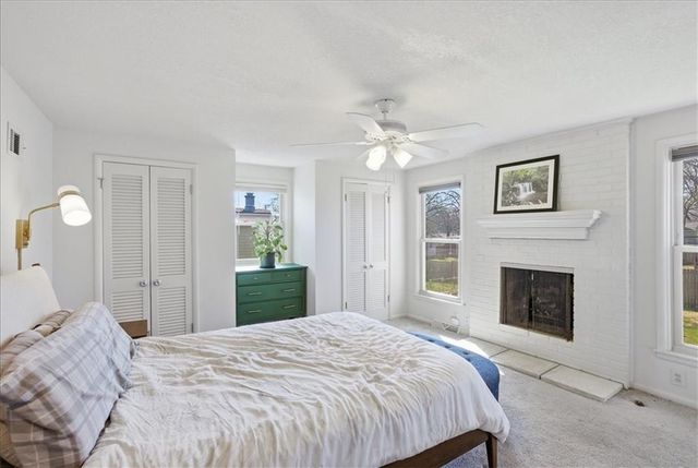 5517 W 70th Street, Prairie Village, KS 66208