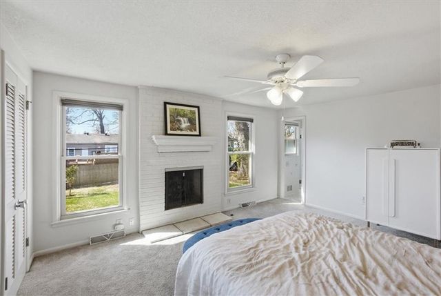 5517 W 70th Street, Prairie Village, KS 66208