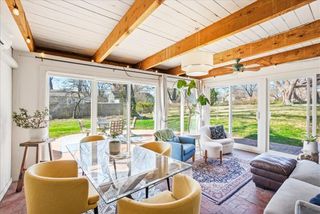 5517 W 70th Street, Prairie Village, KS 66208