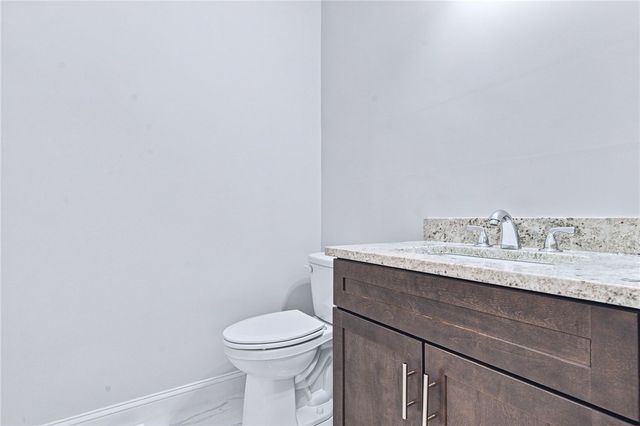 18 Koutsogiane Drive, Cranston, RI 02920