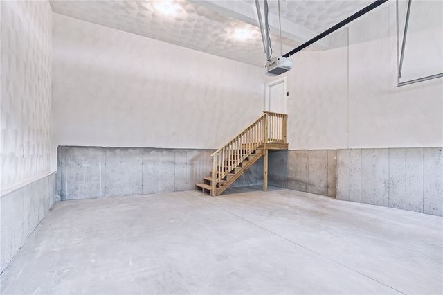 18 Koutsogiane Drive, Cranston, RI 02920