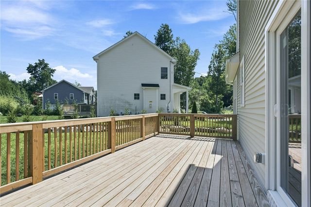 18 Koutsogiane Drive, Cranston, RI 02920