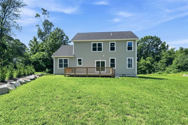 18 Koutsogiane Drive, Cranston, RI 02920