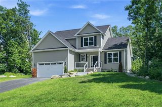 18 Koutsogiane Drive, Cranston, RI 02920