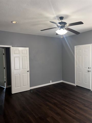 210 Kean, Ladonia, TX 75449