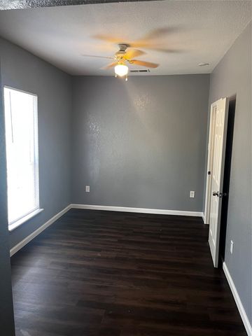 210 Kean, Ladonia, TX 75449