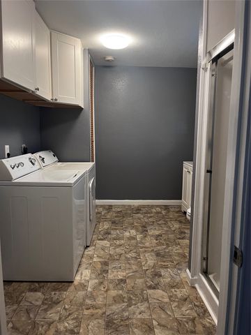 210 Kean, Ladonia, TX 75449