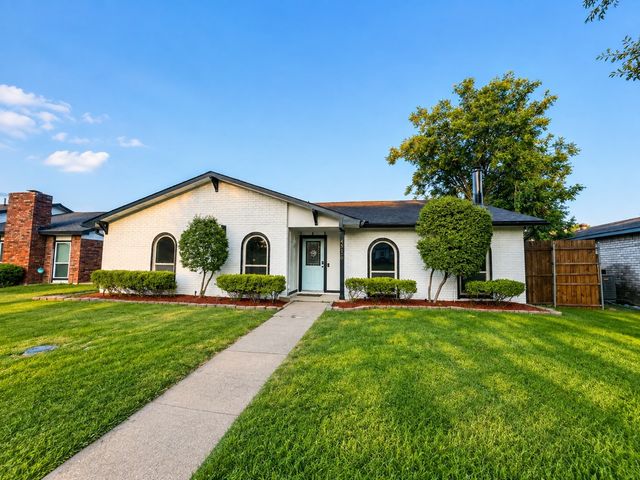 4316 Woodbluff Drive, Mesquite, TX 75150