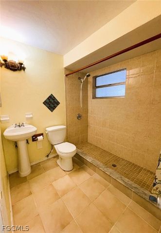 7365 Coon RD, North Fort Myers, FL 33917