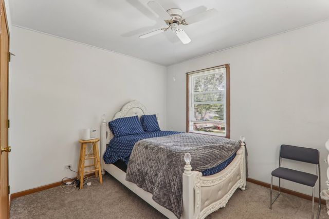 1938 N Jackson Street, Waukegan, IL 60087