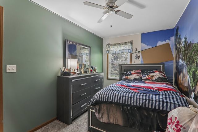 1938 N Jackson Street, Waukegan, IL 60087