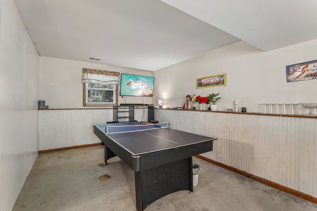 1938 N Jackson Street, Waukegan, IL 60087