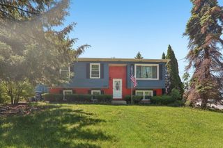 1938 N Jackson Street, Waukegan, IL 60087