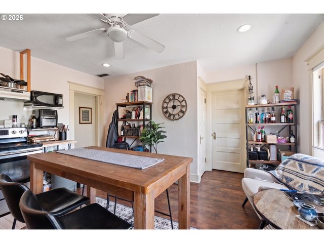 707 Ne 5TH St, Mc Minnville, OR 97128