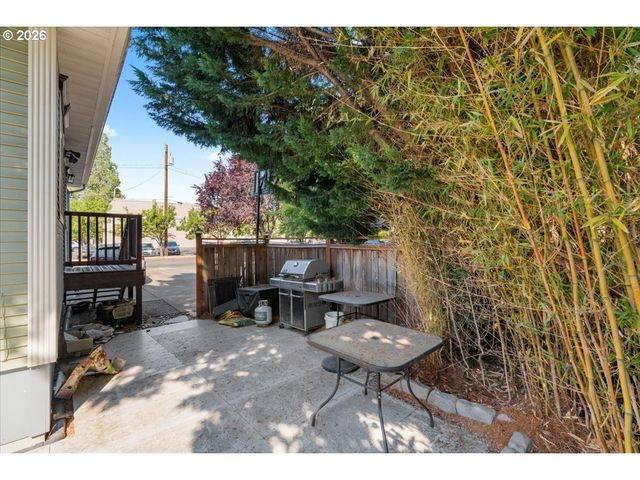 707 Ne 5TH St, Mc Minnville, OR 97128