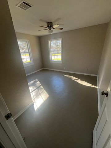 6017 Canal Boulevard, Shreveport, LA 71108