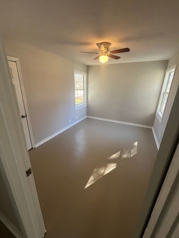 6017 Canal Boulevard, Shreveport, LA 71108