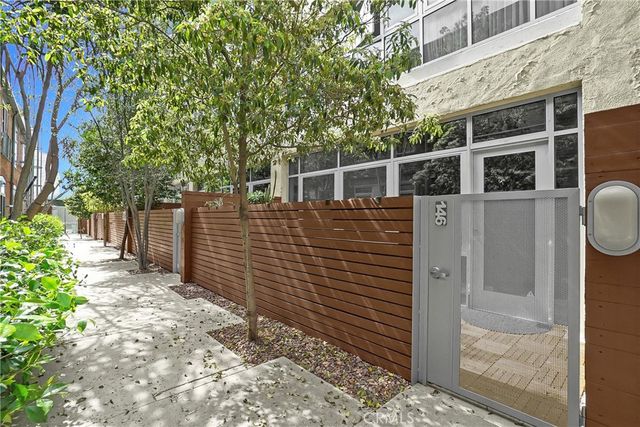 530 S Hewitt Street 146, Los Angeles, CA 90013