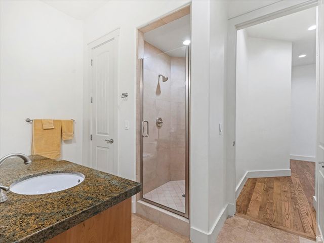 1932 E CHARLESTON LN, Holladay, UT 84121