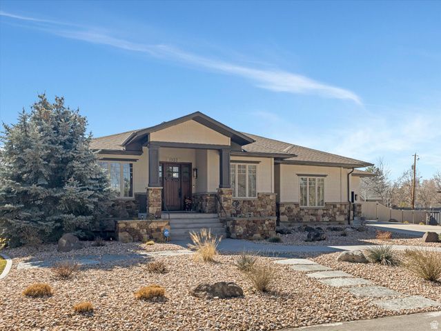 1932 E CHARLESTON LN, Holladay, UT 84121