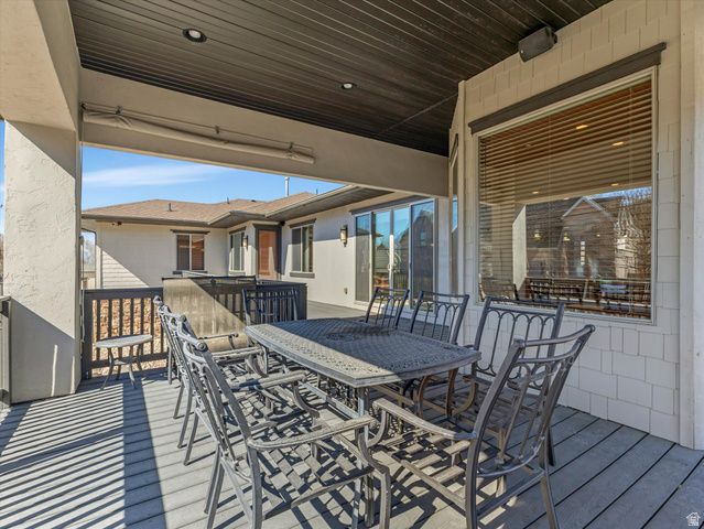 1932 E CHARLESTON LN, Holladay, UT 84121