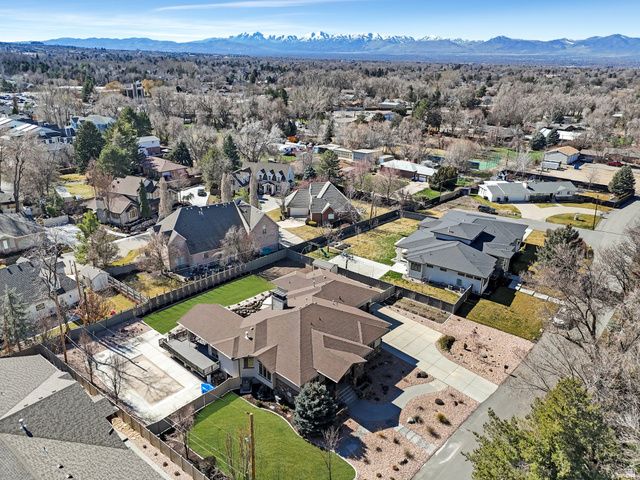 1932 E CHARLESTON LN, Holladay, UT 84121