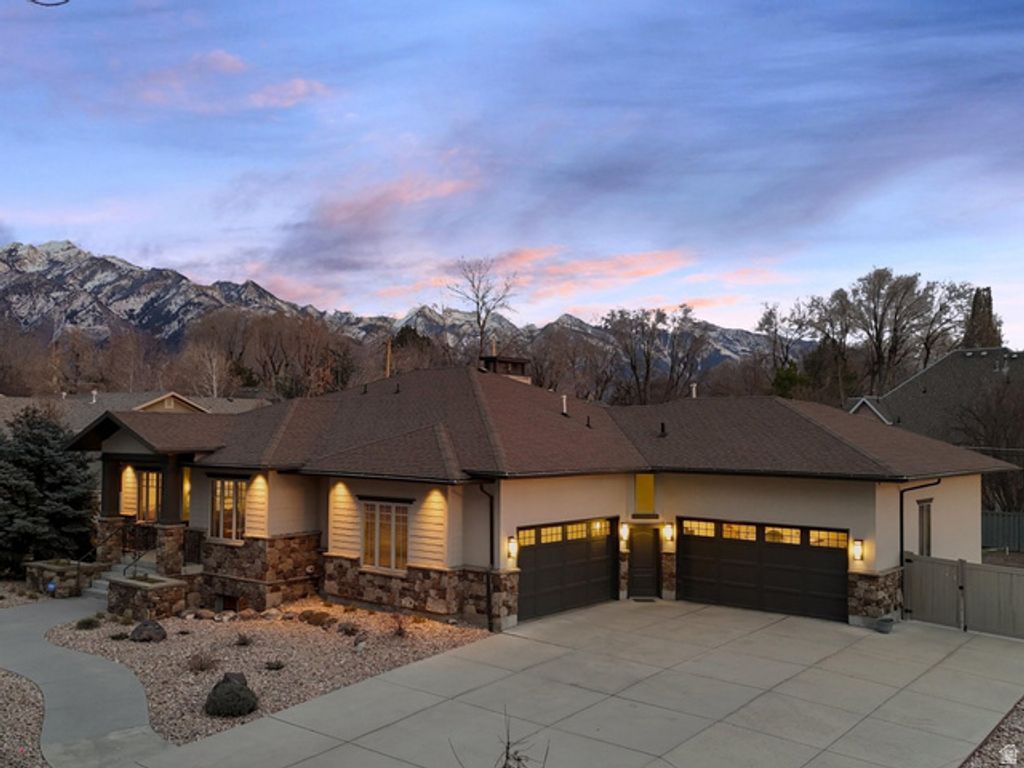 1932 E CHARLESTON LN, Holladay, UT 84121