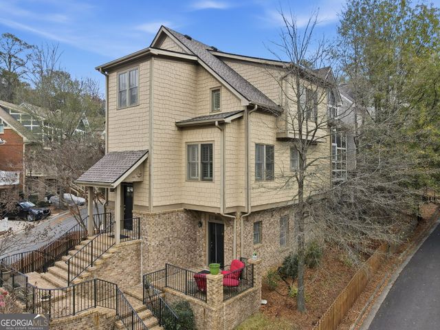 1508 Whitehead Bluff NW, Atlanta, GA 30318